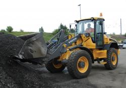 L45F loading shovel - busy in the yard at Huntingdon