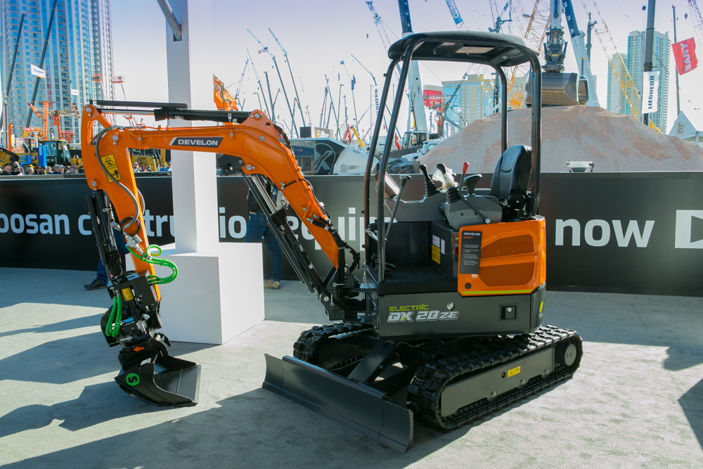 The electric-drive DX20ZE-7 mini excavator