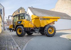 The DT6 dumper features an advanced 96V ZF eTrac electric powertrain