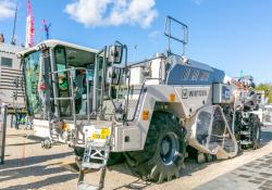 A new system makes Wirtgen’s soil stabiliser/recycler more efficient  